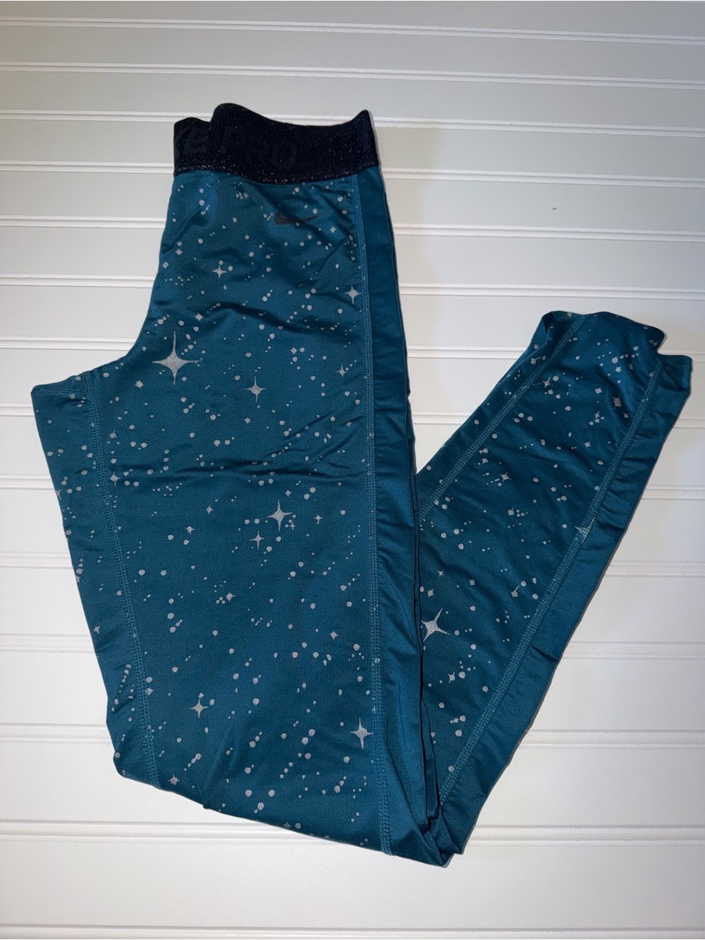 Nike Pro leggings small